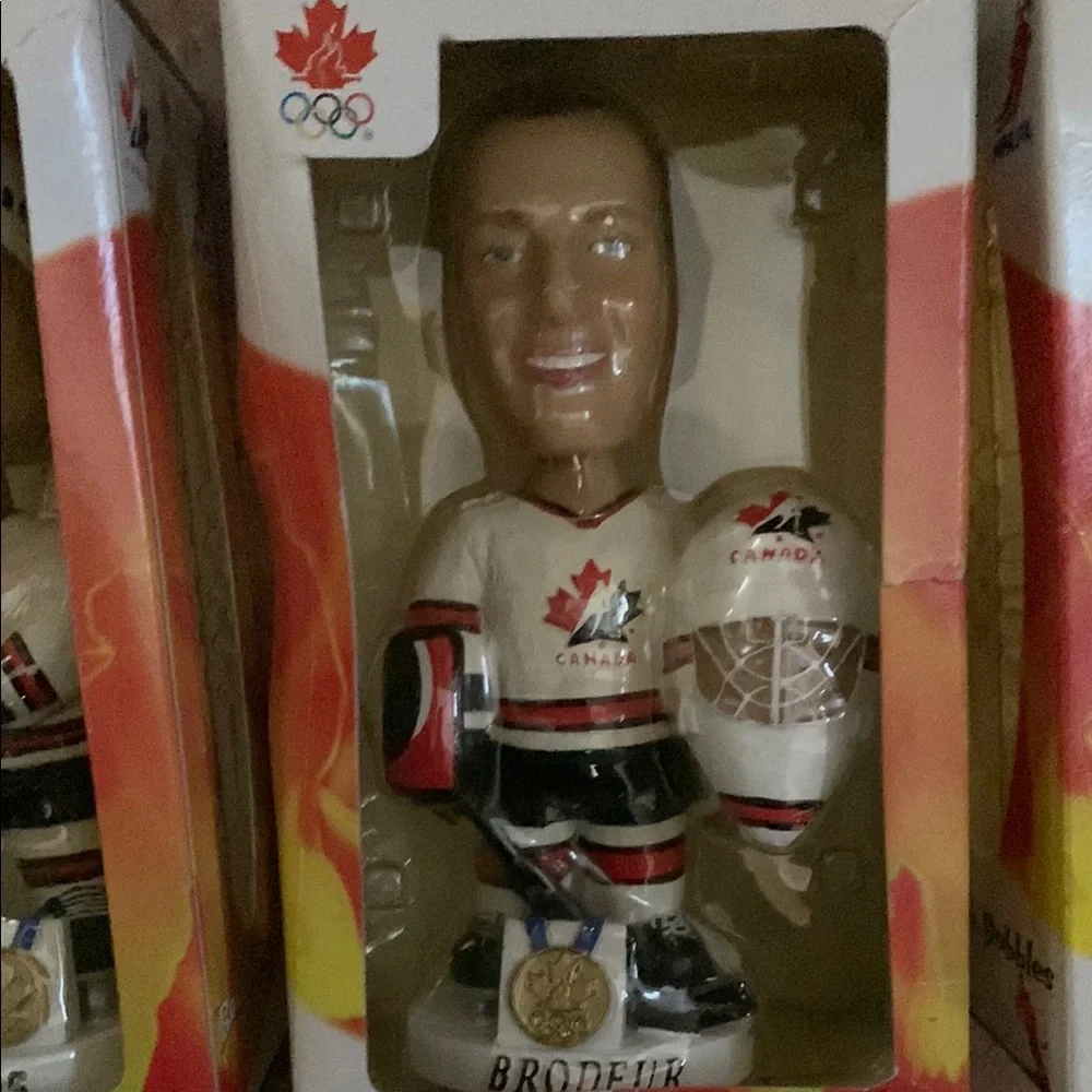 Three Team Canada Olympic Hockey Player Bobblehead - Picture 3 of 8